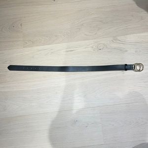 brand new black h&m belt.